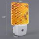 thumbnail image 2 of Balery Bees on Hive Honeycomb Luz Nocturna LED con Sensor Automático, Enchufe con Sensor Crepuscular, Luz Suave de 0.5W para Dormitorio, Pasillo, Baño-US, 2 of 7