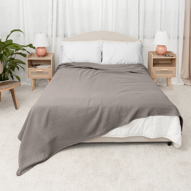 Comfy Cubs 100% Cotton Waffle Weave Blanket - Soft Lightweight Blankets (Charcoal, 90" X 90")