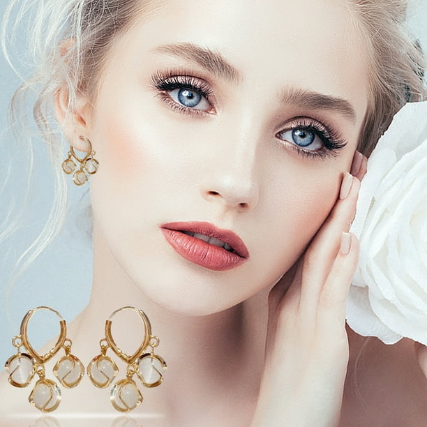 Fiudx Juego de Aretes de Aro de Piedra de Pino de Moda, Elegante Diseño Floral de Aleación, Detalles de Borlas Brillantes, Uso Diario para Fiestas, Regalo para Mujer, Incluye 1 Par.