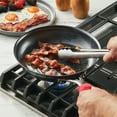 thumbnail image 4 of KitchenAid Nitro Acier au Carbone Poêle 10 Pouces/25cm Gris, 4 of 5