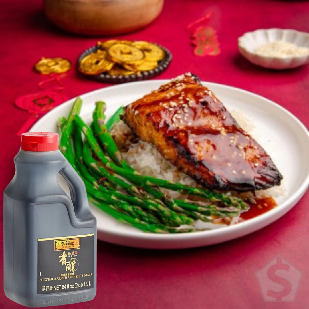 Lee Kum Kee Selected Seasoned Aromatic Vinegar 1/2 Gallon - 6/Case