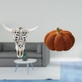 thumbnail image 2 of Escultura Decorativa De Cabeza De Toro Tribal Para Colgar En La Pared Y Almohada De Peluche De Calabaza De Halloween Para Decoración De Dormitorio, Oficina Y Sofá De Estilo Rústico., 2 of 8
