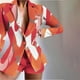 thumbnail image 2 of Conjunto de dos piezas de pantalones cortos estampados con cuello vuelto y tops de manga larga para mujer Wmkox8yi  bvn4147, 2 of 7