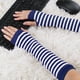 thumbnail image 5 of 1 par de guantes de punto sin dedos con estampado de rayas para mujer Blue White One Size, 5 of 6