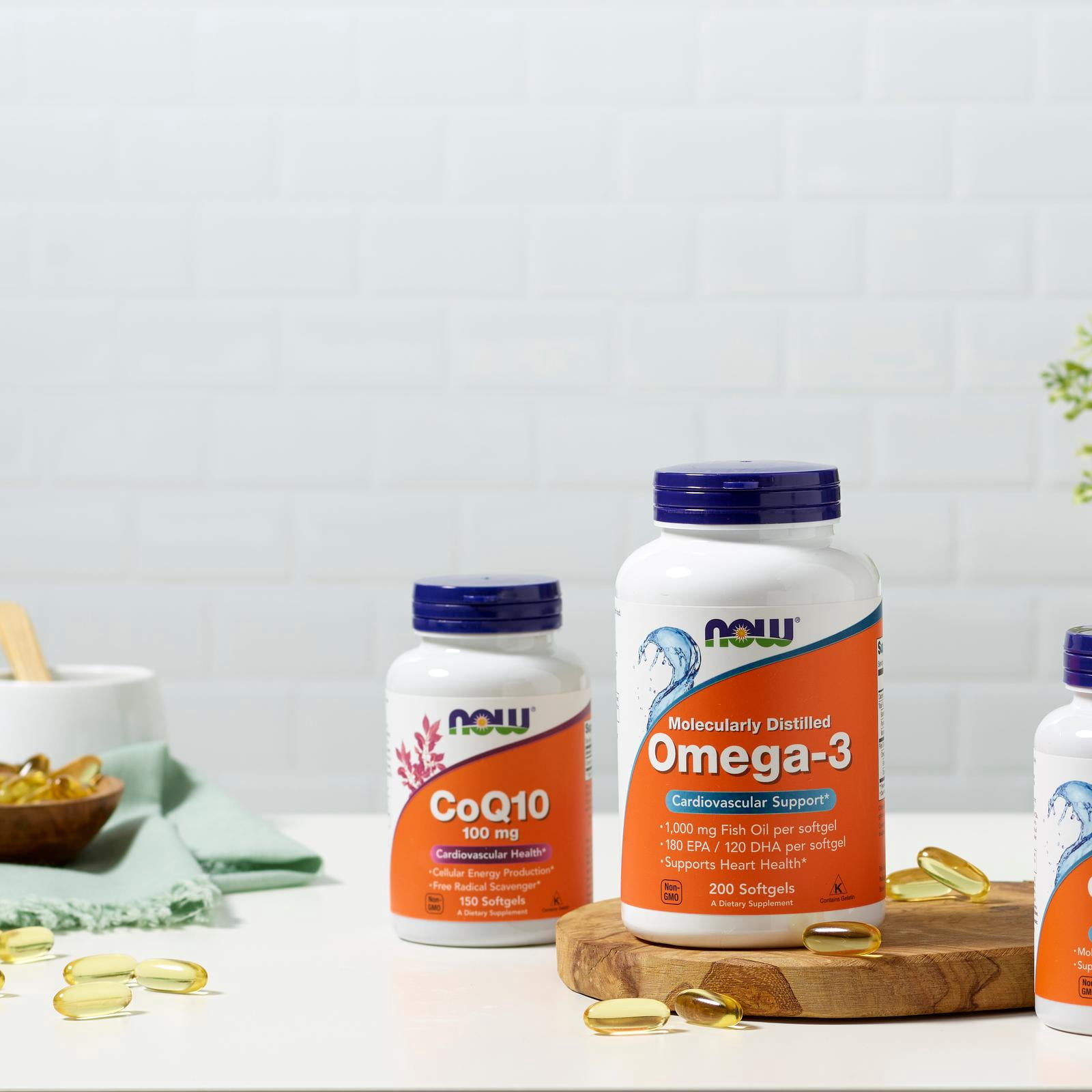 NOW Supplements, Ultra Omega-3 Molecularly Distilled and Enteric Coated, 180 Softgels
