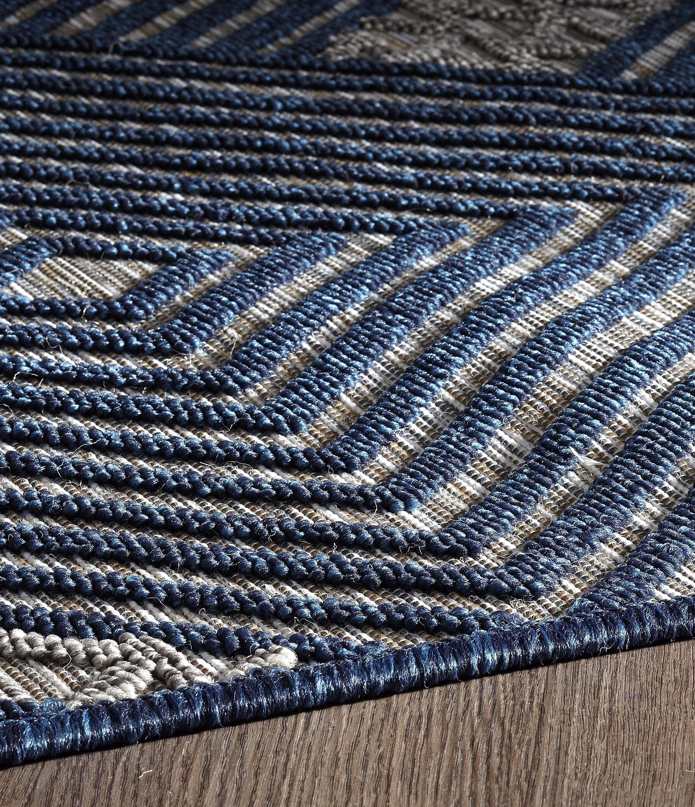 7'6"x9'6" Modern Geometric Diamond Polypropylene Navy Grey Rug