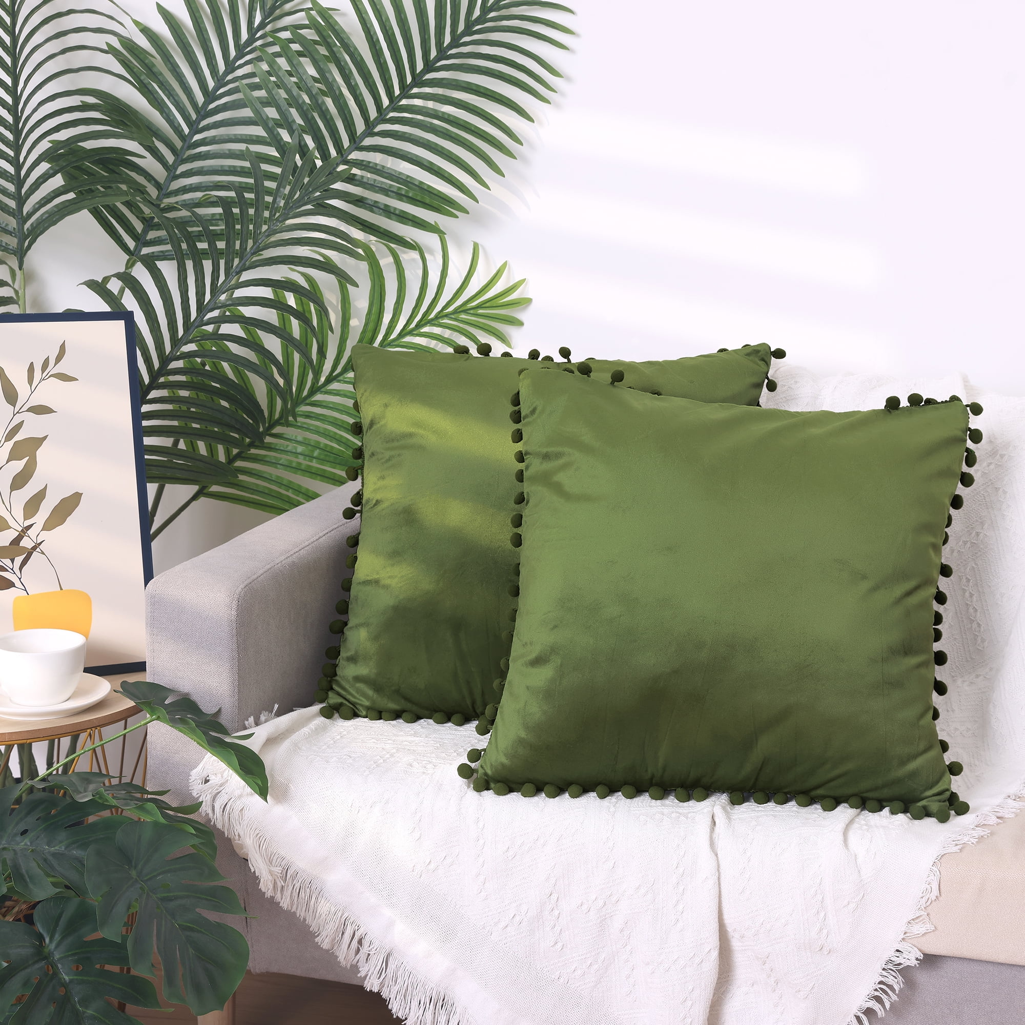 Unique Bargains Velvet Throw Pillow Covers 4 Pcs Pompoms Decorative Pillow Cases Green 16" x 16"/20" x 20"