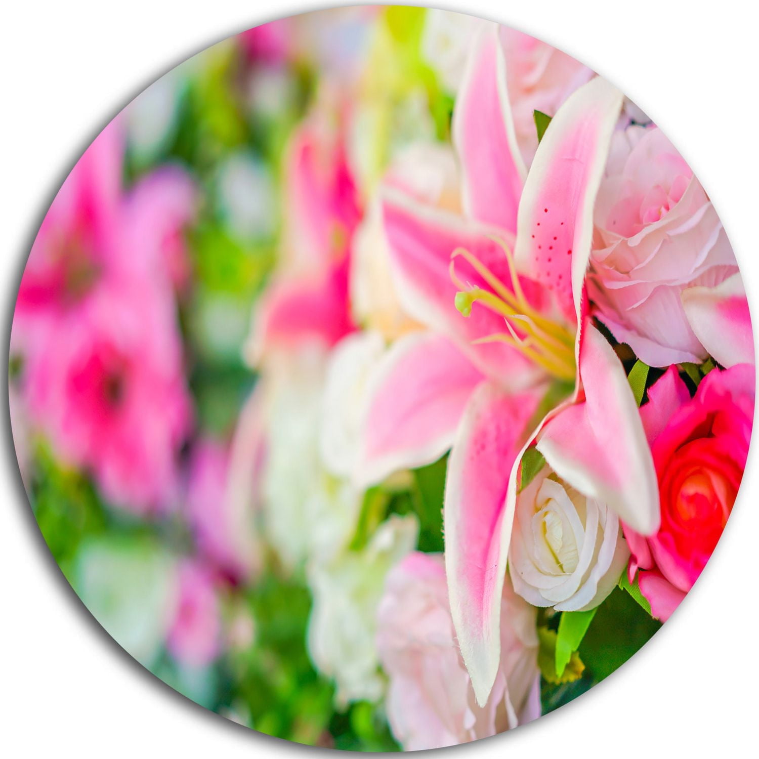Design Art Beautiful Lily Flowers in Bouquet' Ultra Glossy Floral Metal Circle Wall Art