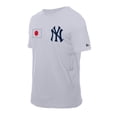 thumbnail image 2 of Men's New Era White New York Yankees Japanese Flag T-Shirt, 2 of 4