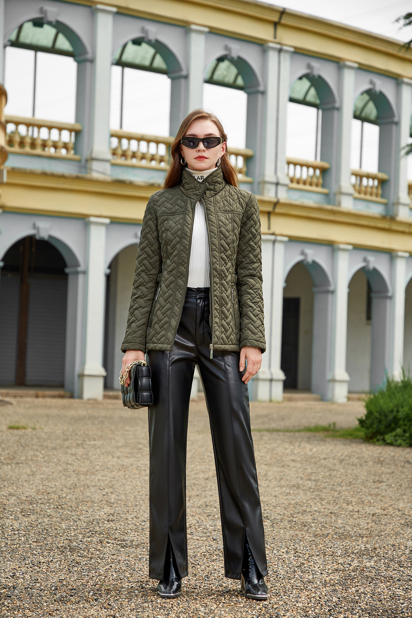 Womens Diamond Quilted Jacket Lightweight Padding Coat with Pockets, Regular and Plus Size - image 2