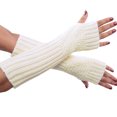 thumbnail image 2 of Gants Tricotés Unis pour Femmes Automne et Hiver Motif Demi-Doigt, 2 of 4