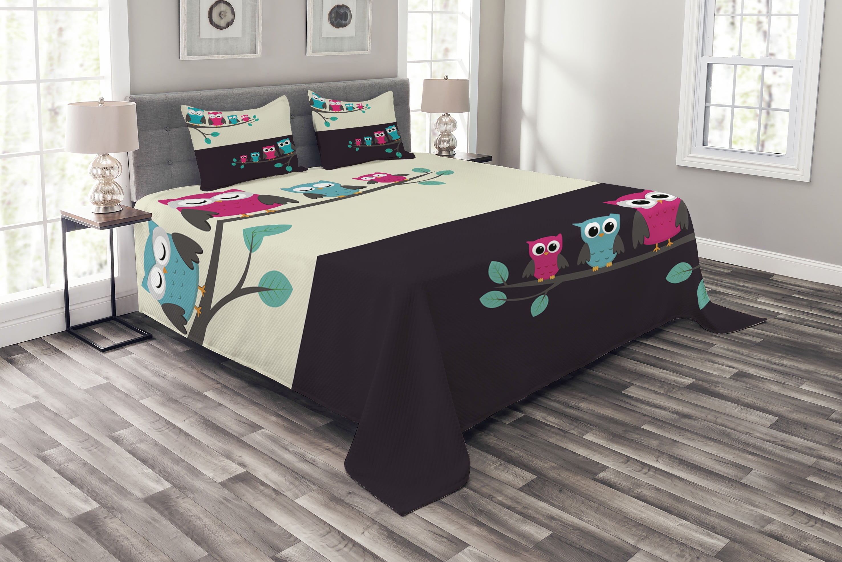Nursery Bedspread Set Queen Size, Family of Owls Sitting on Branches