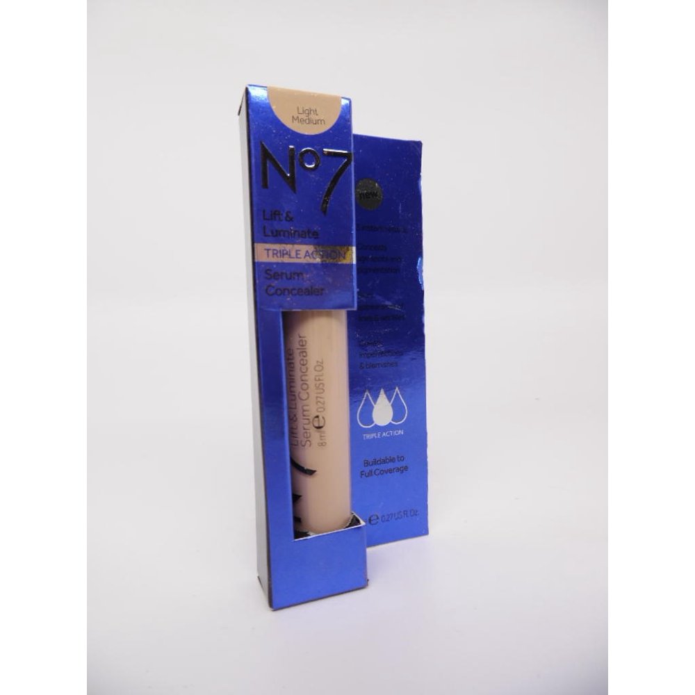 No7 Lift & Luminate Triple Action Serum Concealer Light / Medium 0.