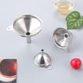 thumbnail image 3 of Paquete de 3 mini embudos de acero inoxidable, embudos pequeños multiusos para beber licor, botella de aceite esencial, polvo de especias, botellas de color ámbar, 3 of 5