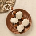 thumbnail image 2 of Hecho a mano. Cada uno es una cuerda natural de campanas de mano, carillones de viento e instrumentos que los acompañan., 2 of 2