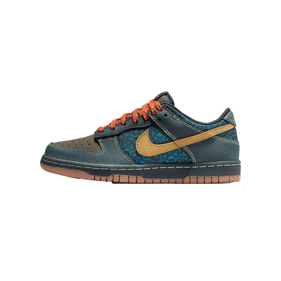 NIKE GRADE SCHOOL Dunk Low GS "Seaweed / Cargo Khaki" IH4042 364 IH4042 364 from Stadium Goods