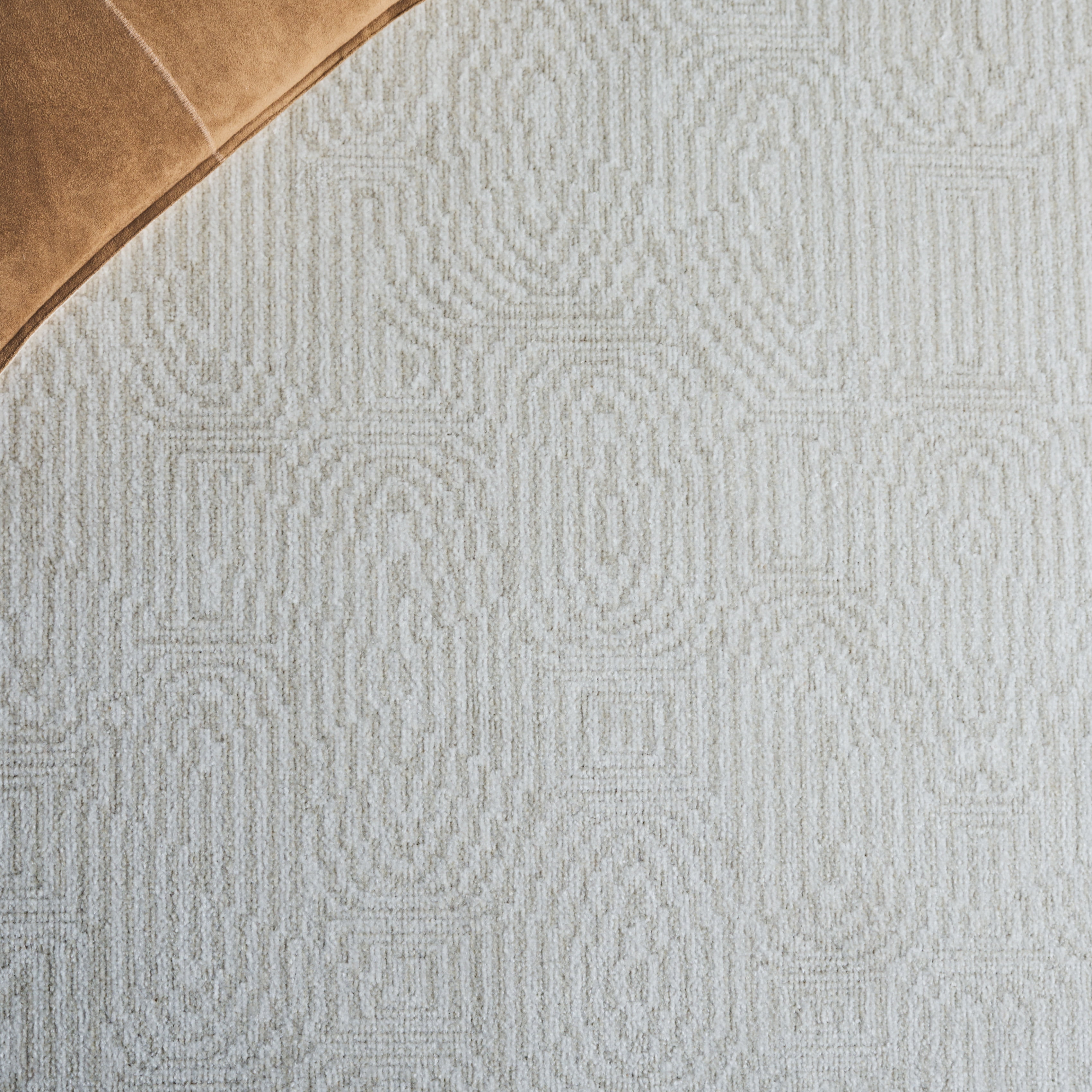 SAFAVIEH Bayside Hubert Texture Polyester Machine Washable Area Rug, Ivory/Light Gray, 4' x 6'