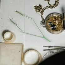 SEWCHICS Green Aluminum Alloy Watch Spring Bar Tweezers V Shaped Tips for Precise Band Adjustment