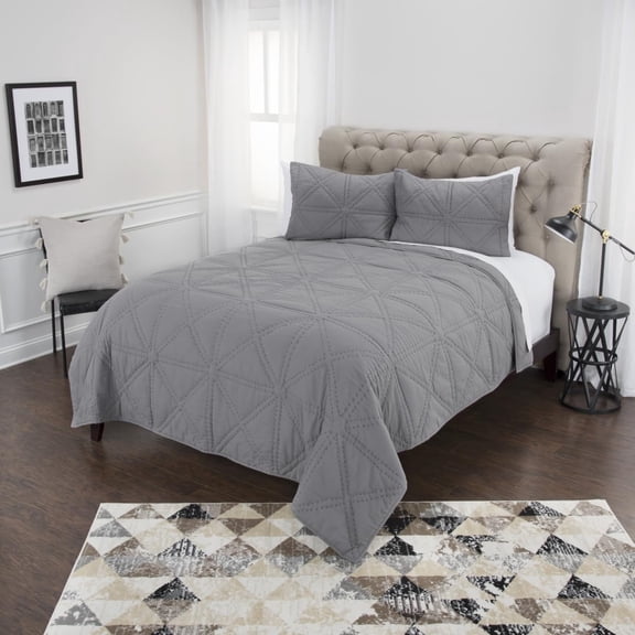 HomeRoots 479914 Grey King Size 100 Percent Cotton 300 Thread Count Machine Washable Down Alternative Comforter