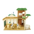 thumbnail image 1 of Calico Critters Country Tree School, ensemble de jeu pour maison de poupée avec meubles et accessoires, 1 of 8