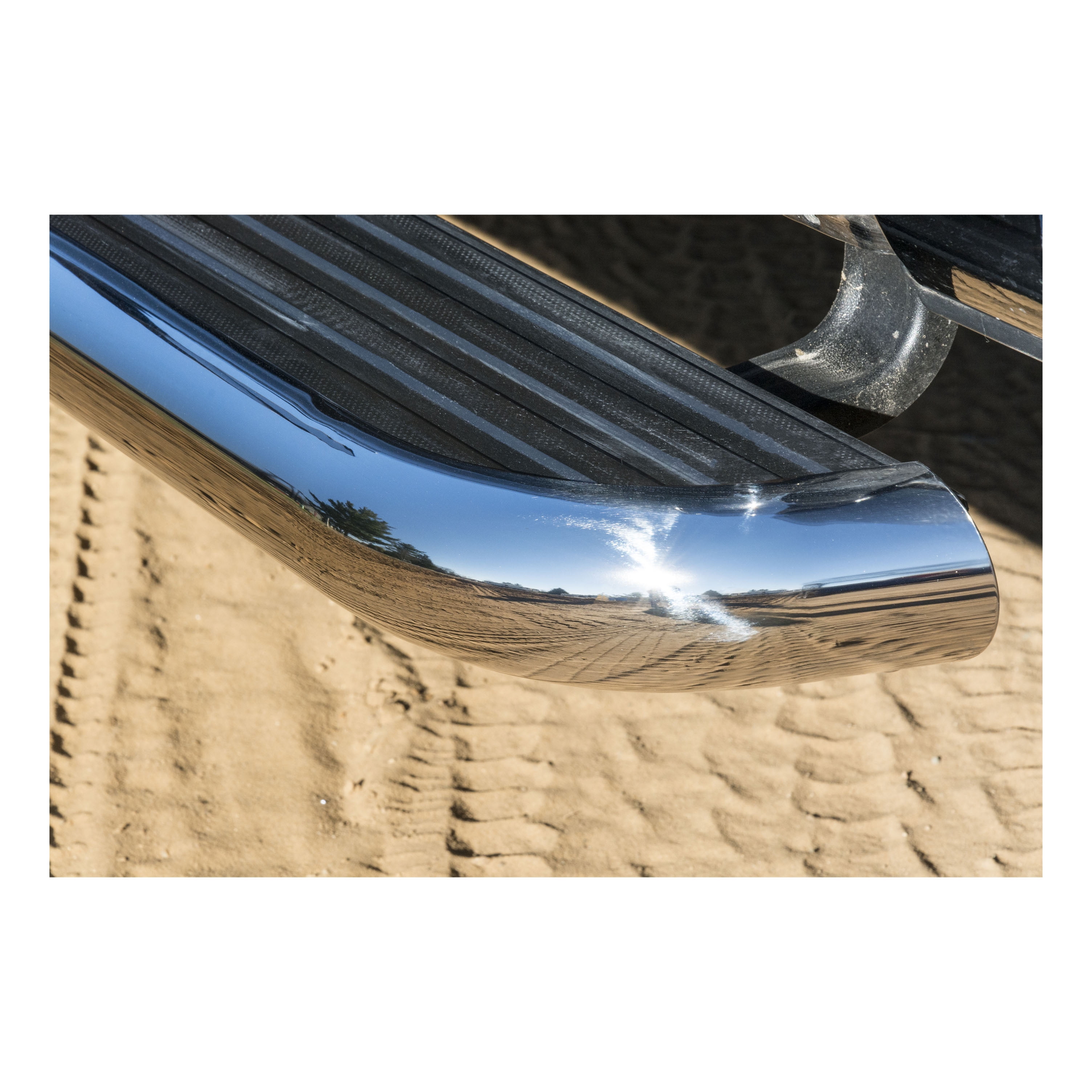 Luverne MegaStep 6-1/2" Running Boards - 2015-2016 Chevrolet Silverado 2500 HD Double;2015-2016 Chevrolet Silverado 3500 HD Double;2015-2016 GMC Sierra 2500 HD Double;2015-2016 GMC Sierra 3500 HD Double