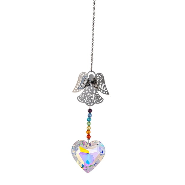 Elegantes colgantes de cristal en forma de gota que hacen campanillas de viento decorativas para jardín. Corazón