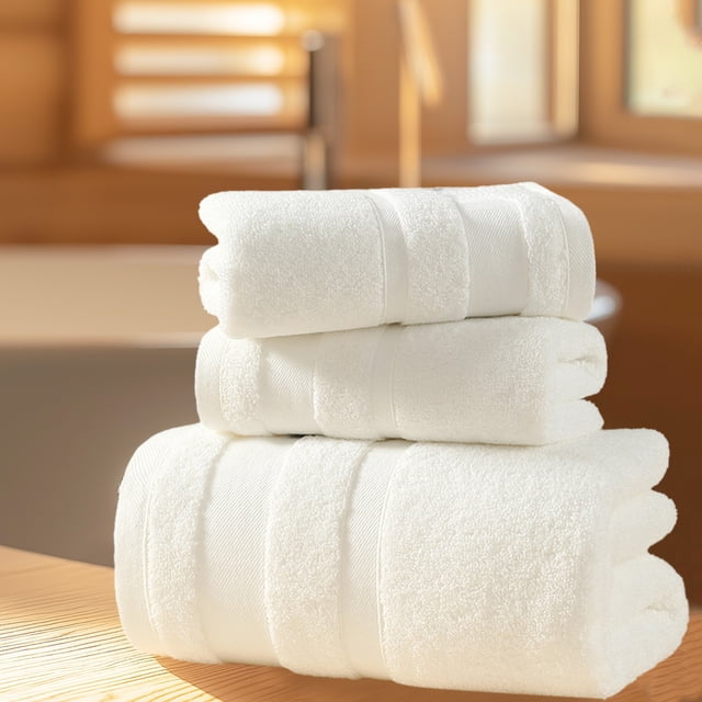 Juego de tres toallas | Toalla de baño grande, suave y absorbente, toalla de mano | Extra grande (70 x 140 cm) | Poliéster resistente | Colores blanco, café y gris | Para uso doméstico y de viaje