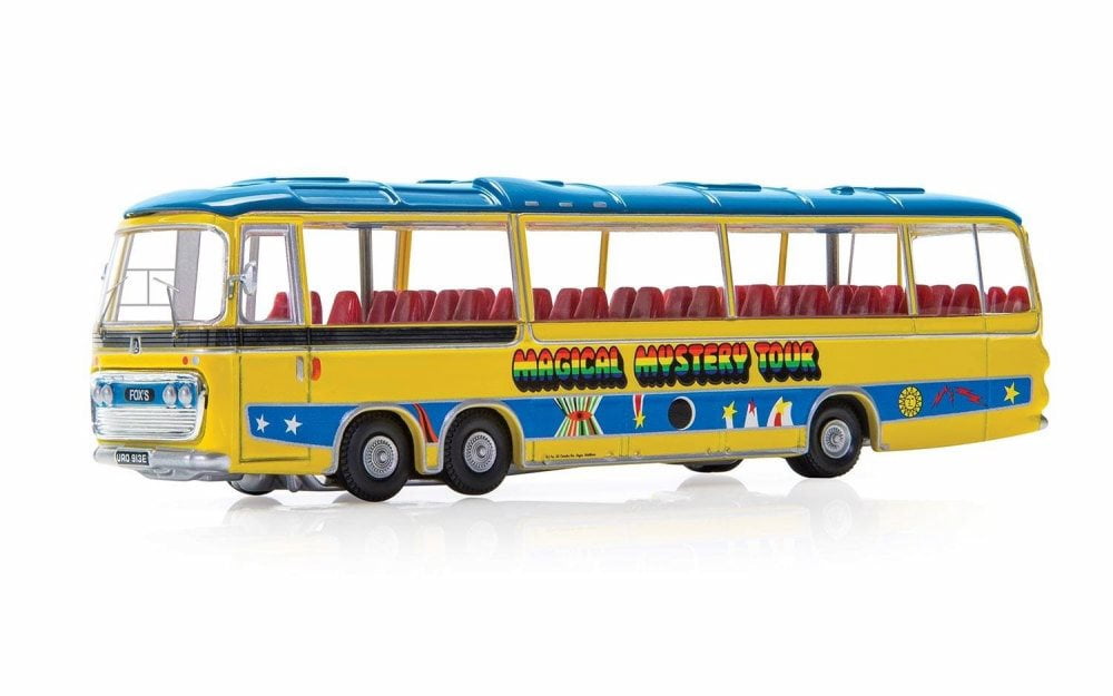 Corgi CC42418 1/76 The Beatles Magical Mystery Tour Bus New In case boxed 