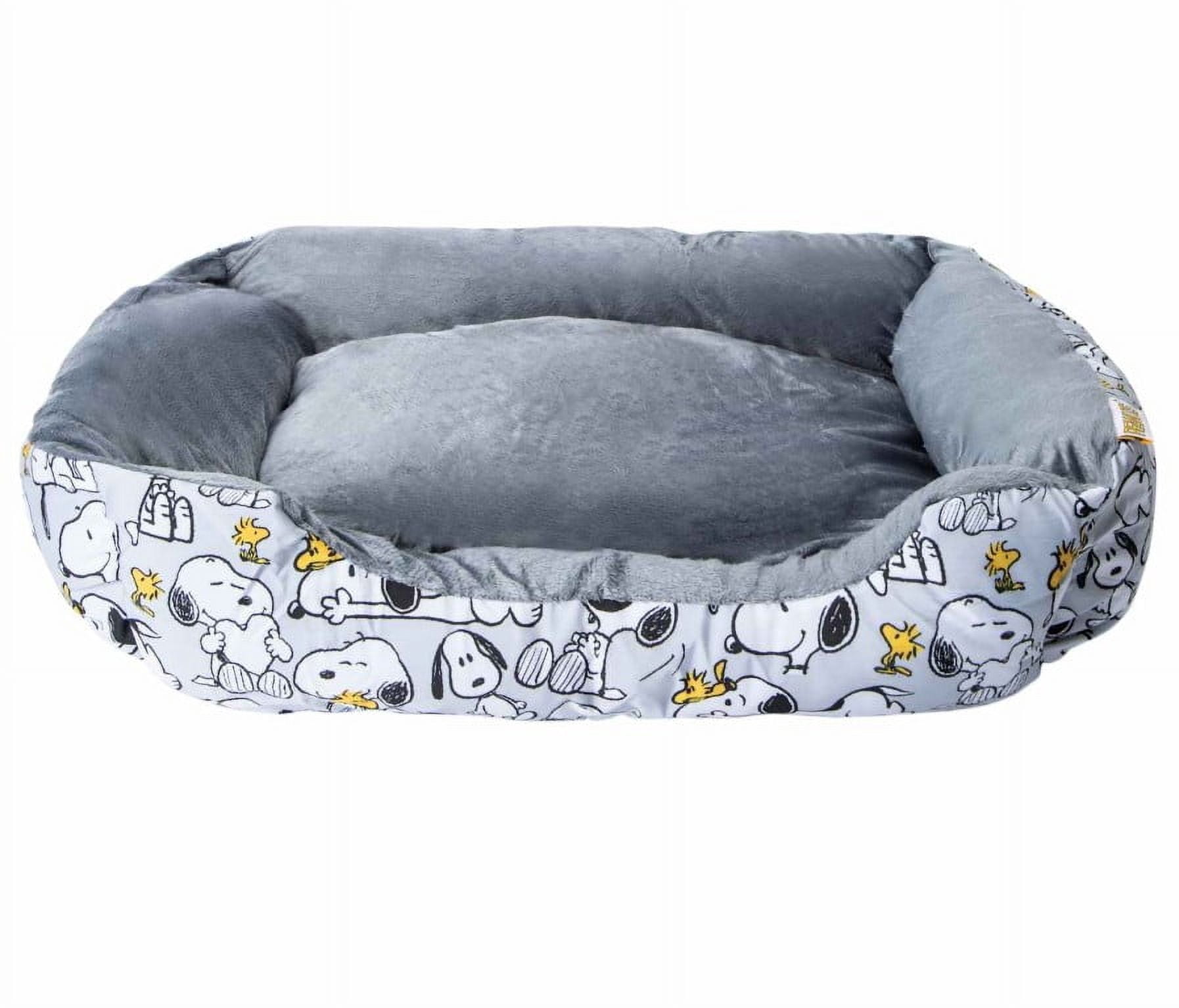 Peanuts Snoopy Super Soft Plush Cuddler Cozy Pet Bed 20" x 16" x 6" for Dogs & Cats, Small Size