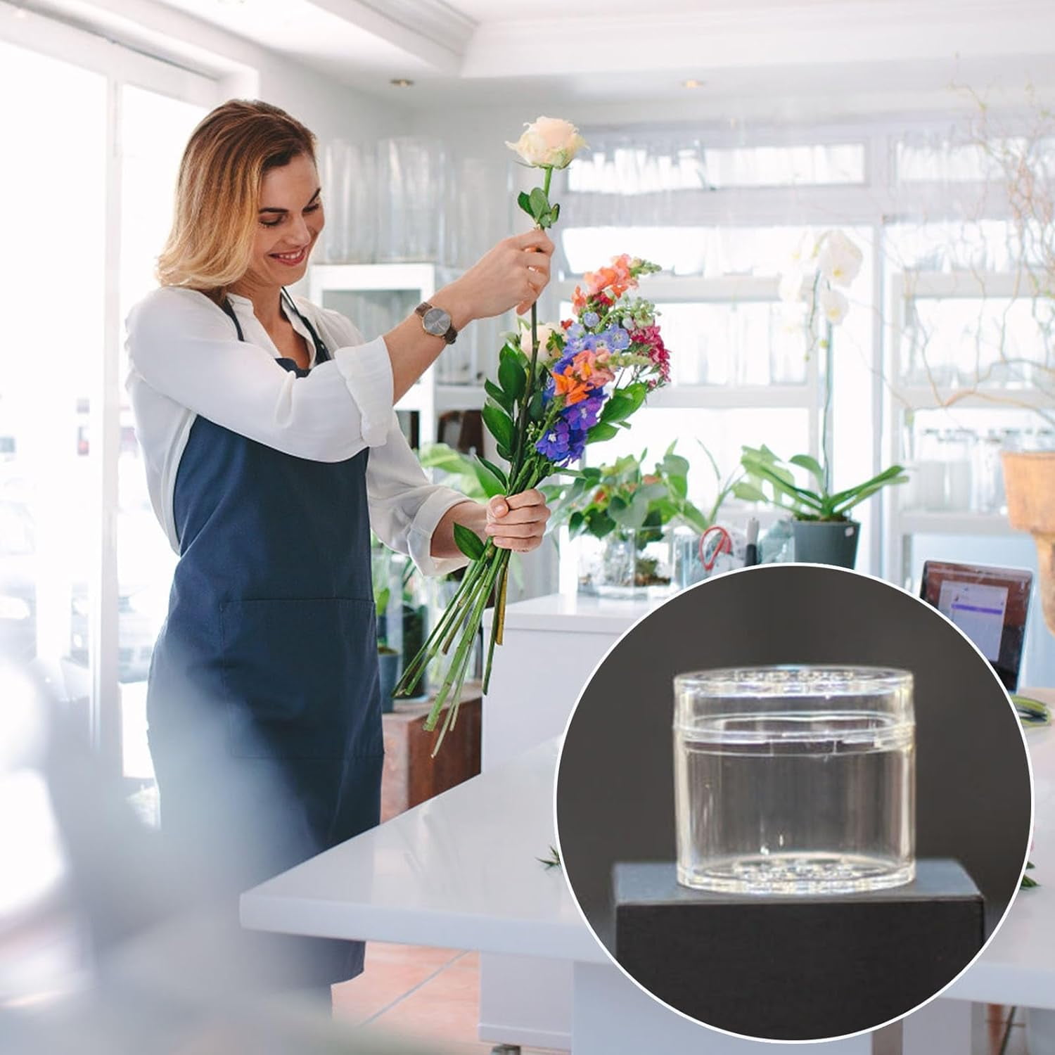 Schwimmende Blumenhalter Aus PVC - Innovative Vasen Für Schalen & Aquarien