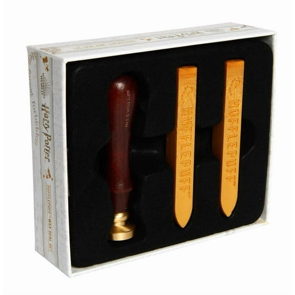 Insight Editions: HARRY POTTERTM: HUFFLEPUFFTM Wax Seal Set (Hardcover)
