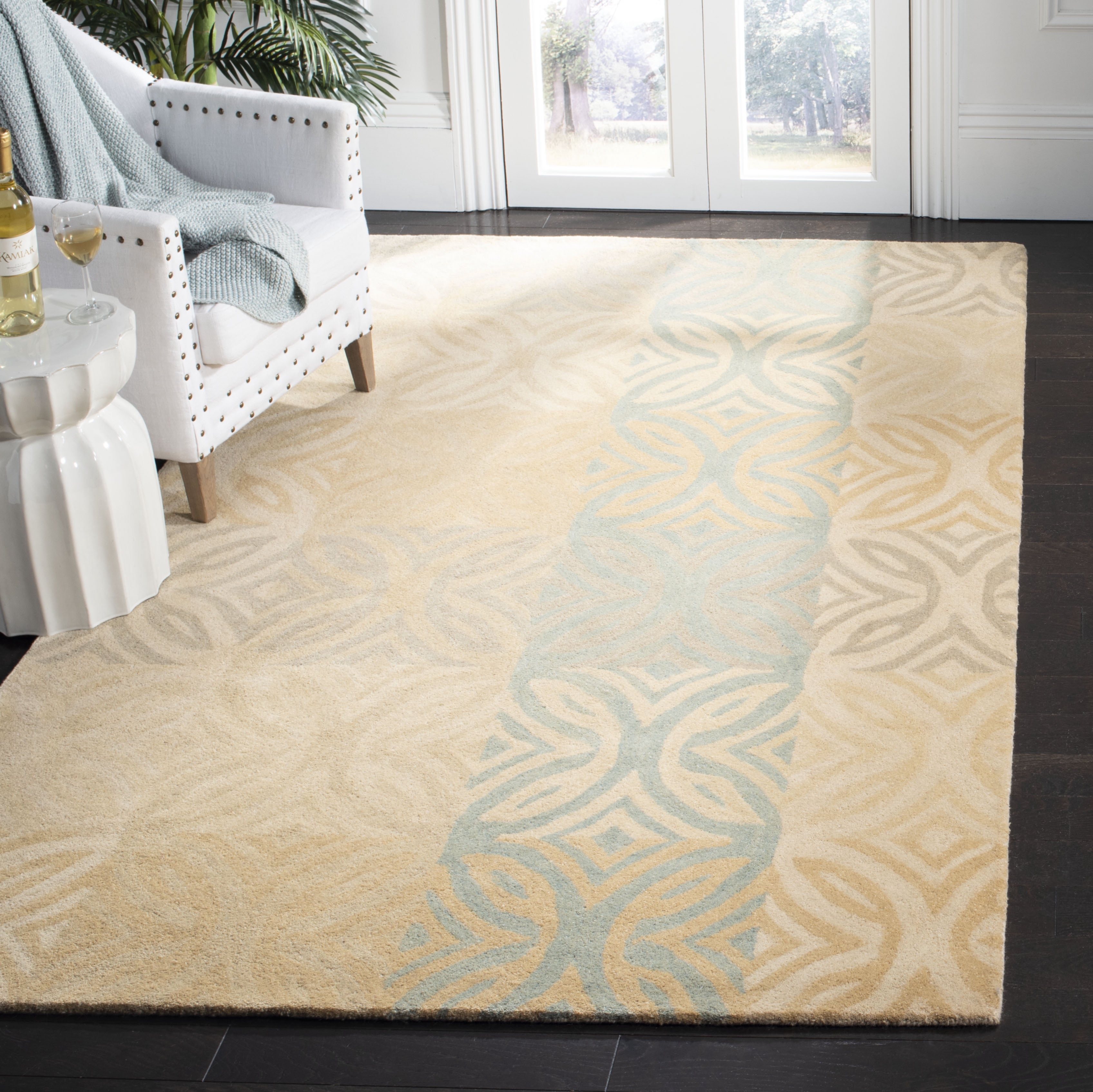 Safavieh Wyndham Jacinth Geometric Area Rug or Runner