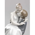 thumbnail image 4 of LLADR Figurine Couple The Happiest Day Couple Figurine in Gloss Porcelain. Wedding Decorative Figure. Porcelain Bride and Groom. NA White and Gold, 4 of 4