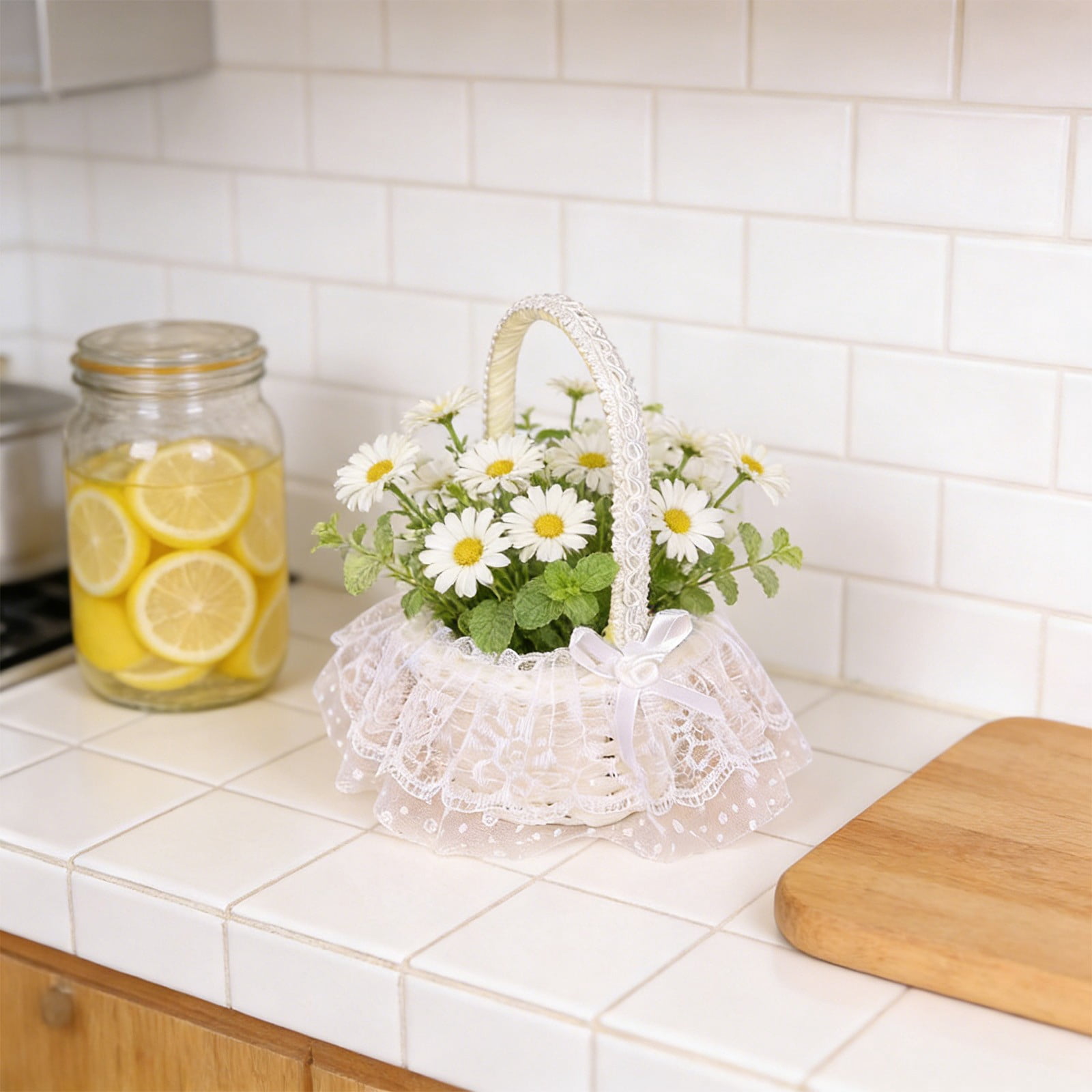 RuiJiao White Plastic Handheld Storage Basket with Floral Design, Lightweight Easter Decoration and Home Organization