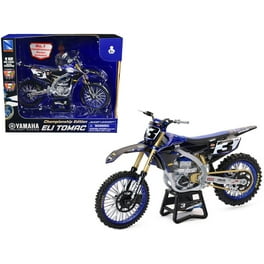 ミニカー　New Ray Toys ヤマハ YXZ 1000R(ブルー)(希少) YAMAHA YXZ 1000R TRIPLE CYLINDER BUGGY BLUE 1/18 DIECAST BY