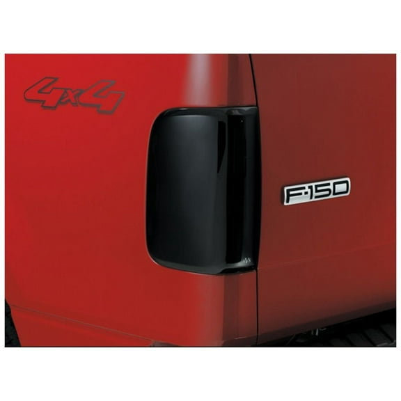 Auto Ventshade (AVS) by RealTruck Tailshades / Blackout