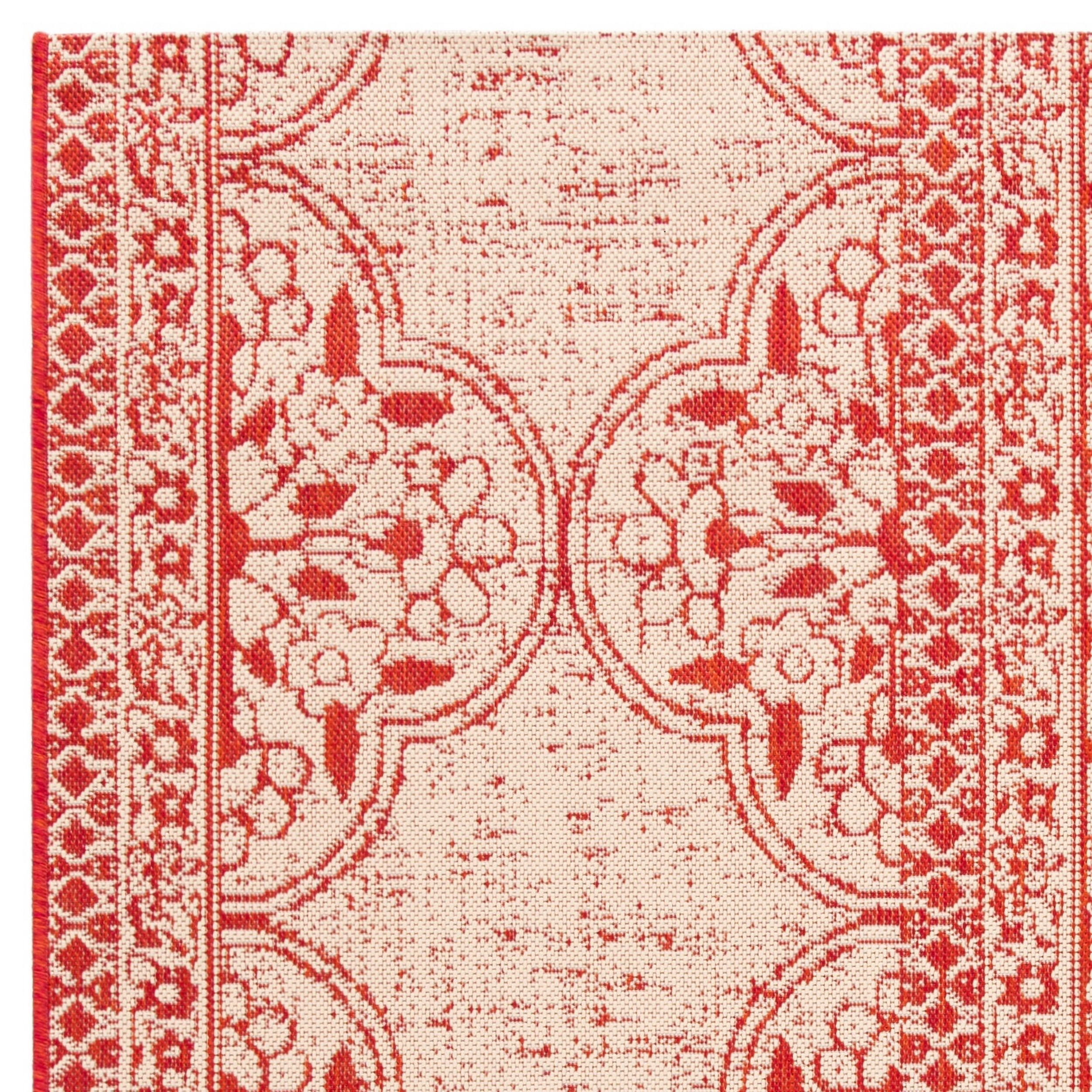 SAFAVIEH Beach House Kiaran Southwestern Indoor/Outdoor Area Rug Red/Cream, 6'7" x 6'7" Square