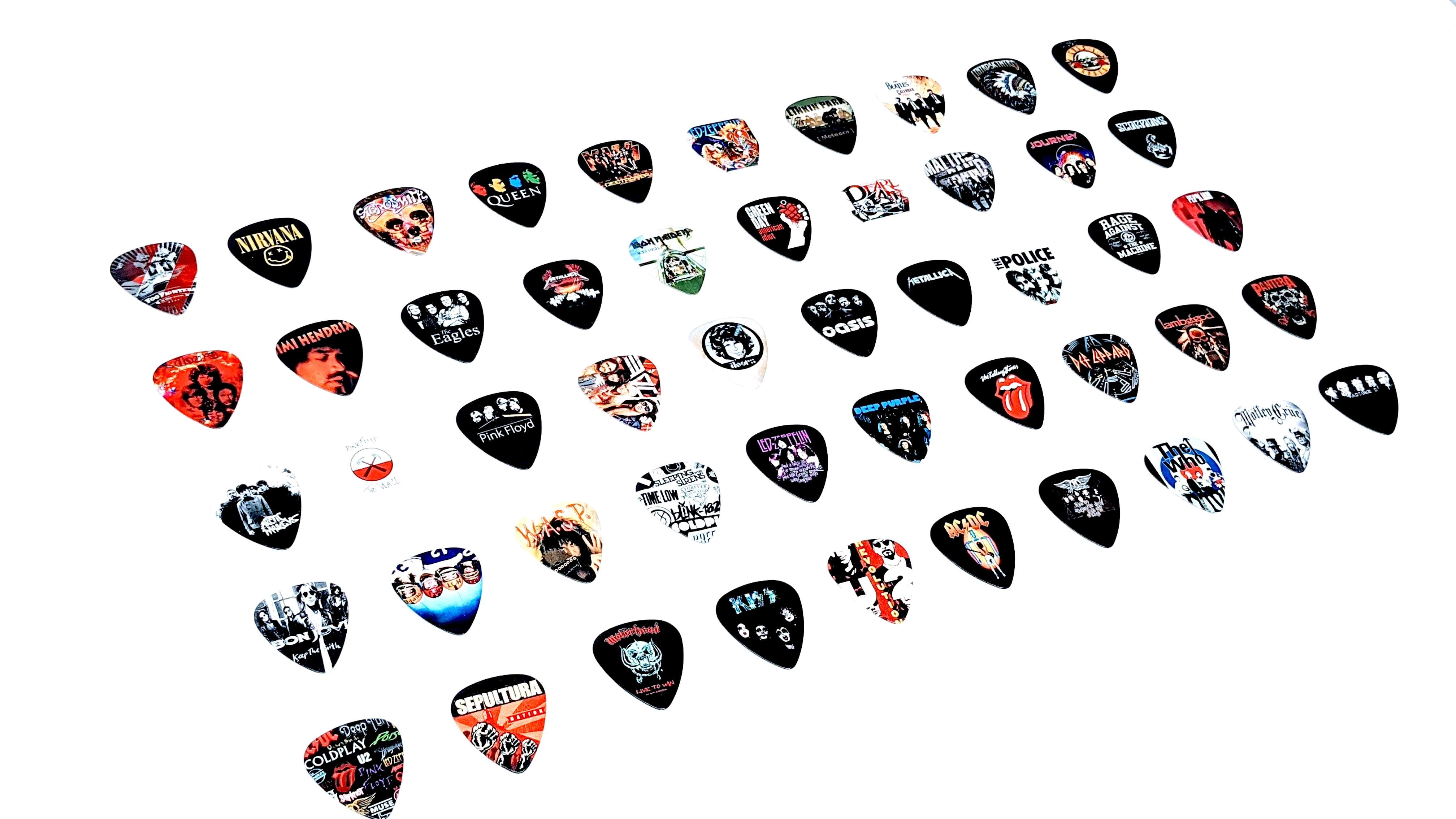 Legendary Bands Guitar Picks - [Limited Grand Edition-Standard] - 50 popular band picks in a packet