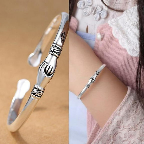 Opening Handshake Friendship Bangle Bracelet for Women – Creative Design, Trendy and Elegant Jewelry, Perfect Valentine's Day Gift, Unique Bracelet for Close Friends