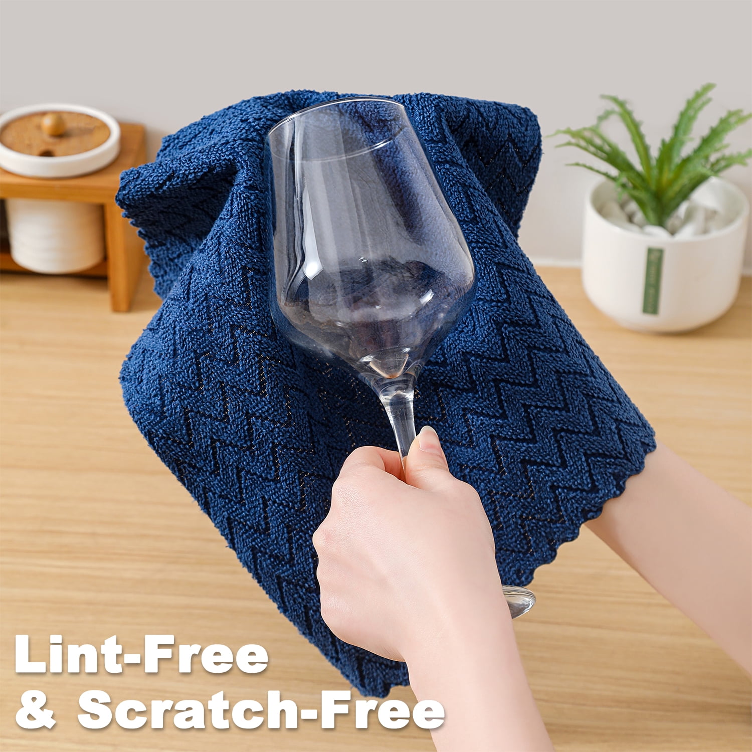 Beartech Microfiber Cleaning Cloth Roll,80 Pack Cleaning Towels,Lint Free Rags Paper Towels & Tear Away Reusable Towels,Washable Shop Rags wipe Cloth,Wash Cloths Dish Rags for Car Kitchen Window
