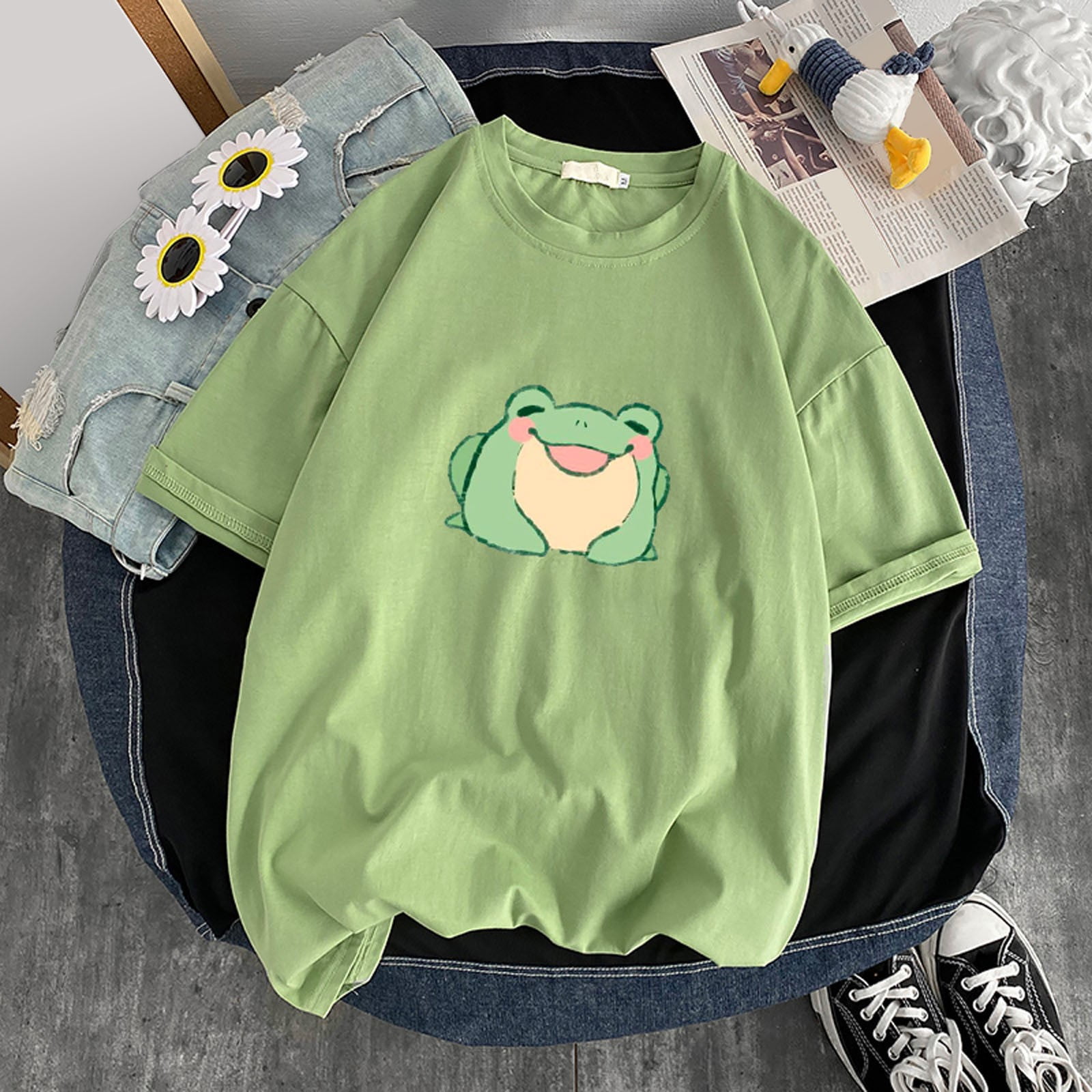 green shirt cute
