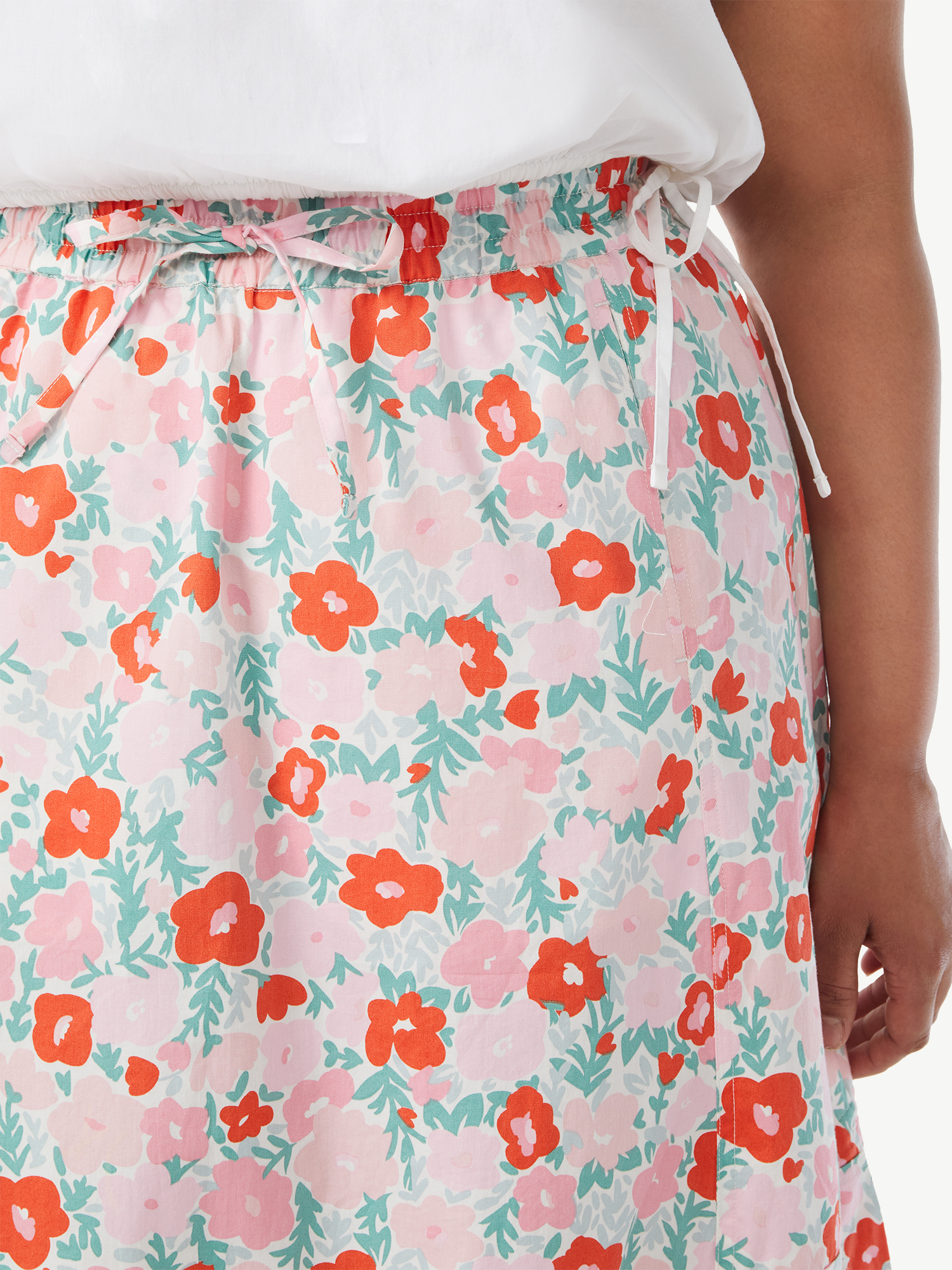 Free Assembly Women's Seamed Midi Skirt