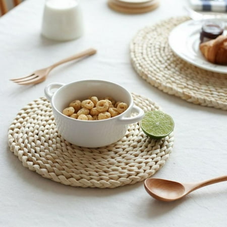 

Large Round Woven Placemats Corn Husk Straw Braided Tablemats Natural Handmade Heat Resistant Non-Slip Potholder for Dining Table (8.66 inch Braided Placemats)