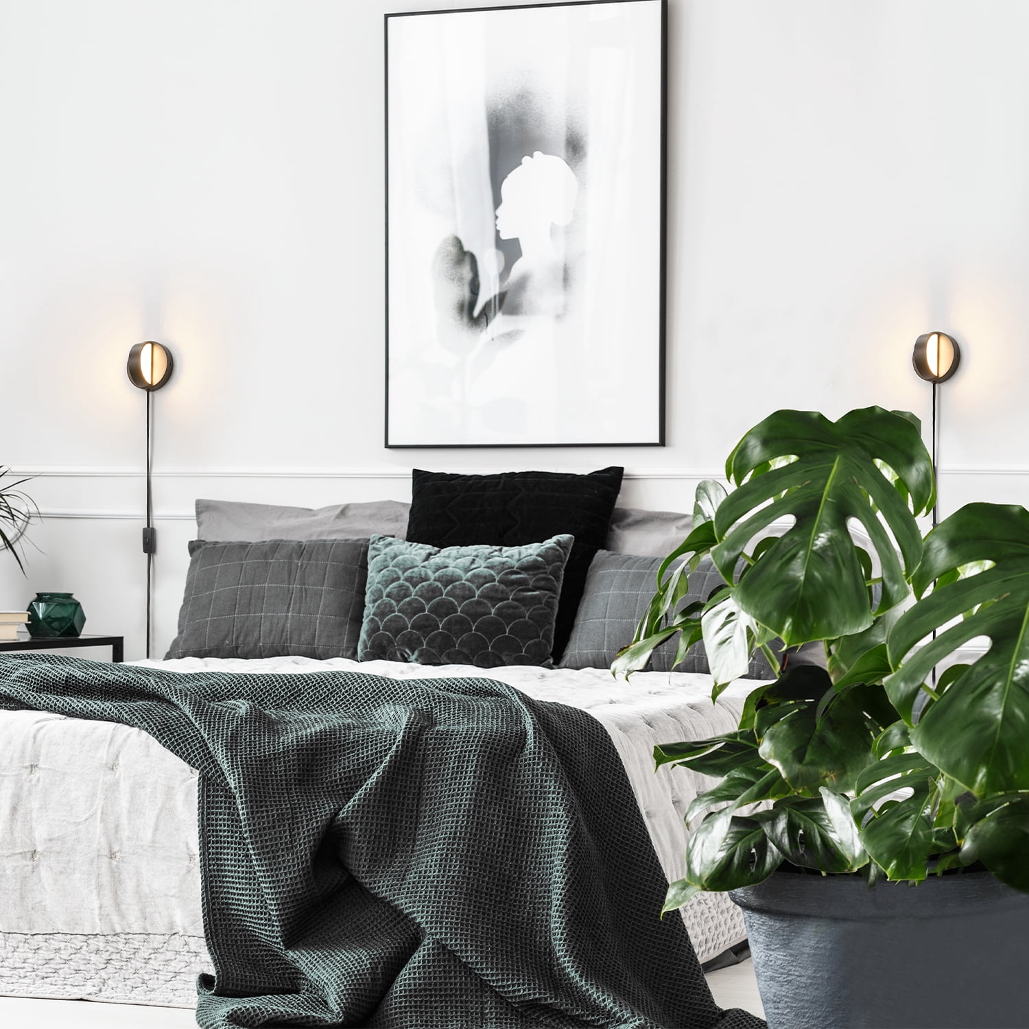 Globe Electric 4.75" Matte Black LED Integrated Plug-in or Hardwire Indoor Wall Sconce (2-pack)