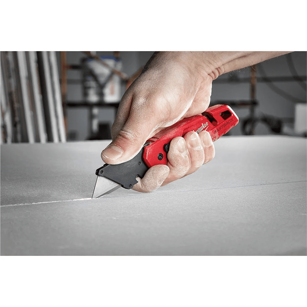 Milwaukee Tool FASTBACK Folding Utility Knife with Blade Storage