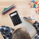 thumbnail image 3 of Calculadoras básicas de oficina y papelería. Mini calculadora digital de escritorio con pantalla LCD de 8 dígitos. Calculadora de bolsillo para el hogar, la escuela y los niños., 3 of 7
