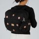 thumbnail image 5 of Mochila para pañales GOBABYMART mediana, aislante, negra con flores, 5 of 9