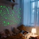 thumbnail image 4 of Pegatinas de estrellas que brillan en la oscuridad | Calcomanías fluorescentes y que cambian de color para decorar habitaciones infantiles, dormitorios y fiestas | Paquete de 9 pegatinas para, 4 of 6