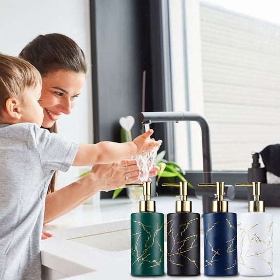 Lwlmwt Portable Soap Dispenser Bottle - Refillable Hand Soap Dispenser for Shampoo, Lotion & Travel, Leak-Proof Bathroom Organizer