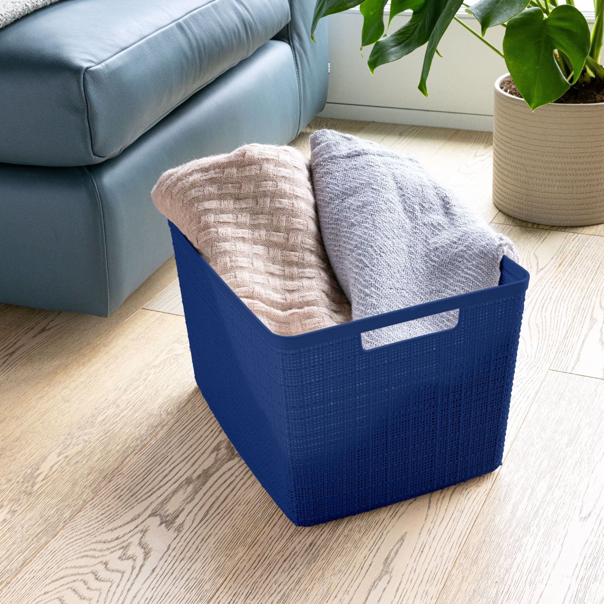 Curver Set of 4 Jute Basket Large Durable Resin Organization and Storage Basket Bin, Blue